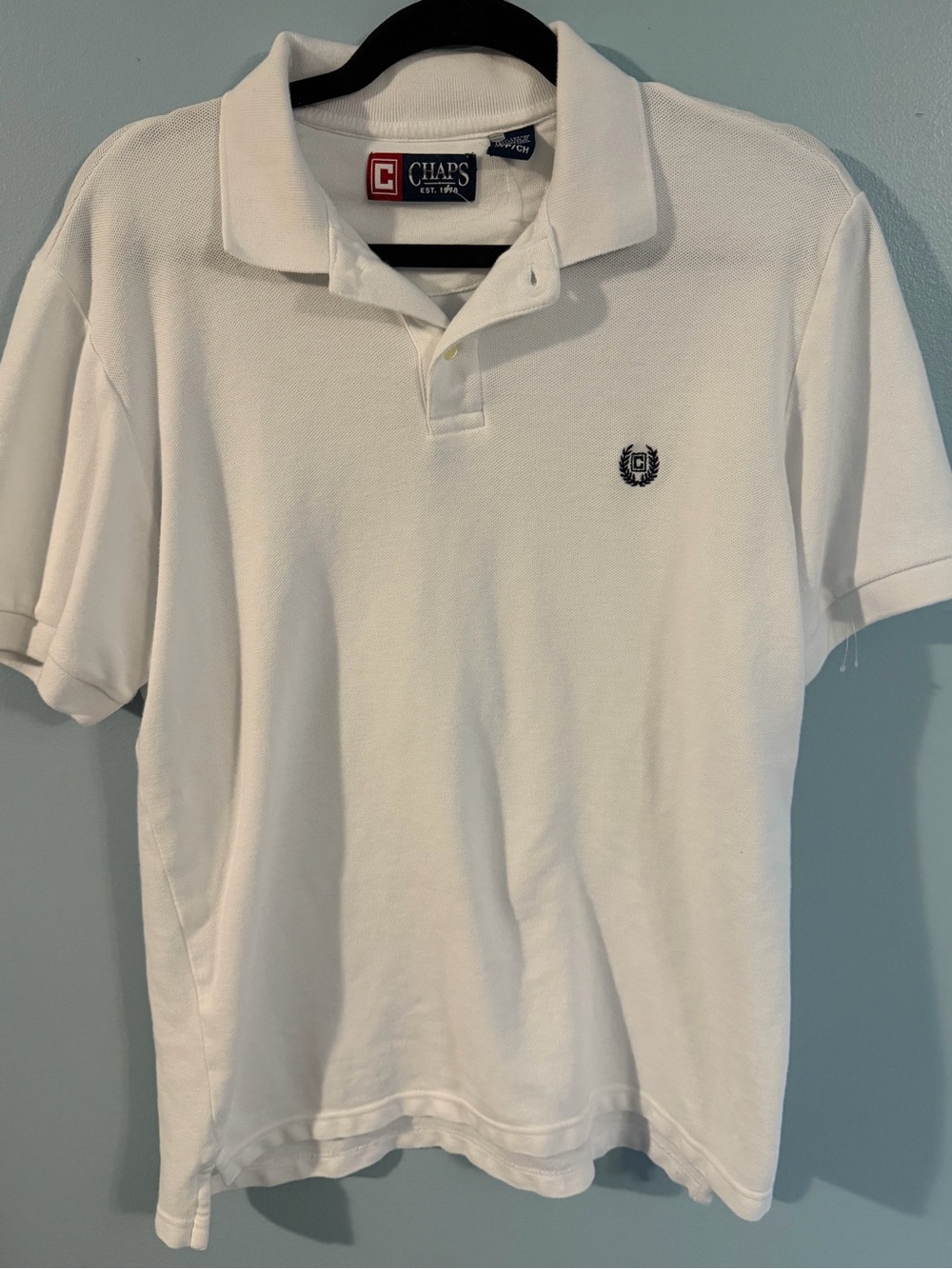 Chaps White Men’s Short-Sleeve Polo with Crest Logo